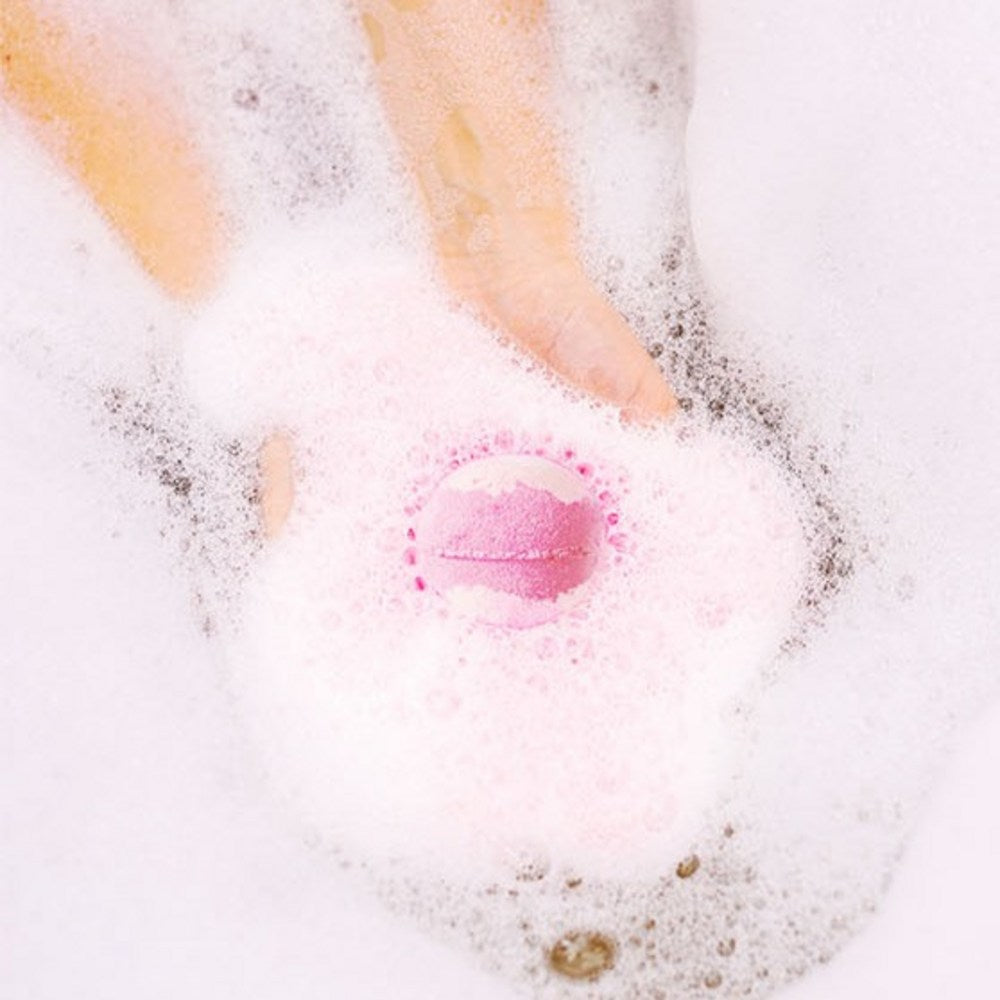 Kundal Bubble and Sparkling Bath Bomb White Musk 200g 2 Count