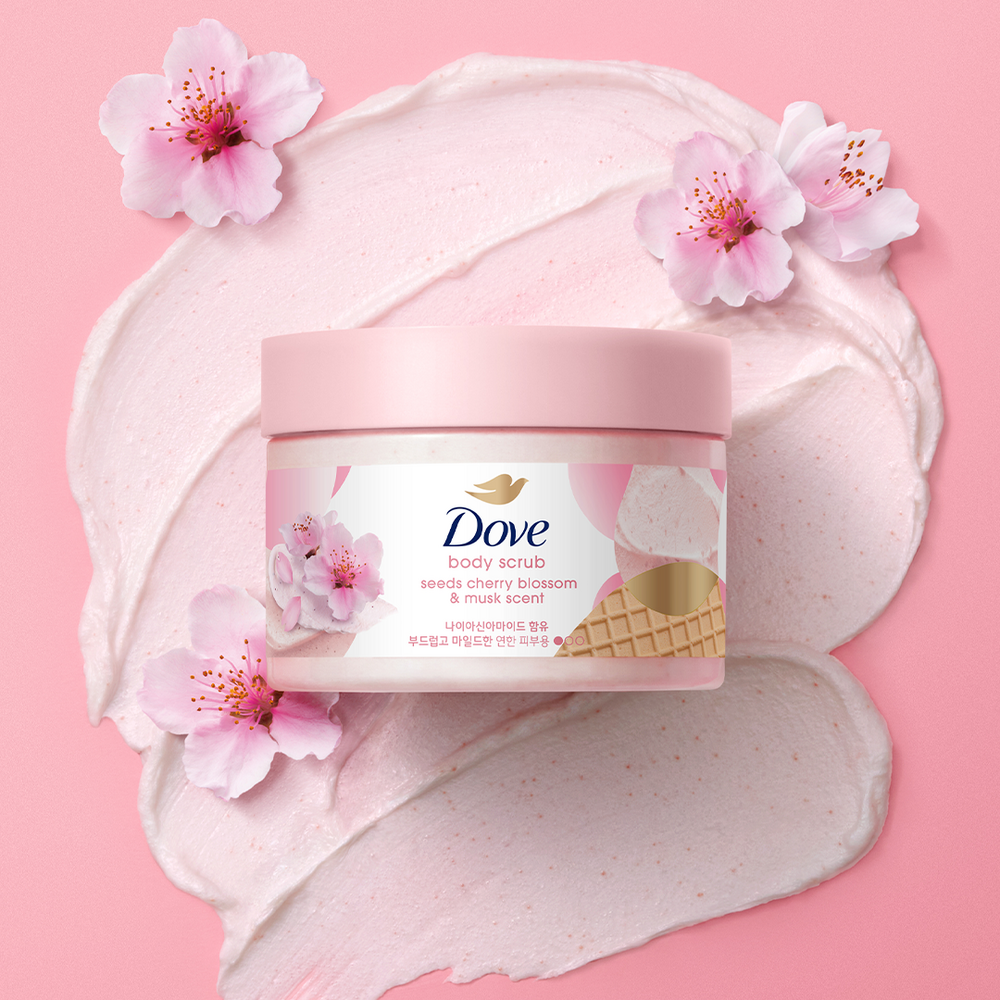 Dove Body Scrub Cherry Blossom and Musk 298g