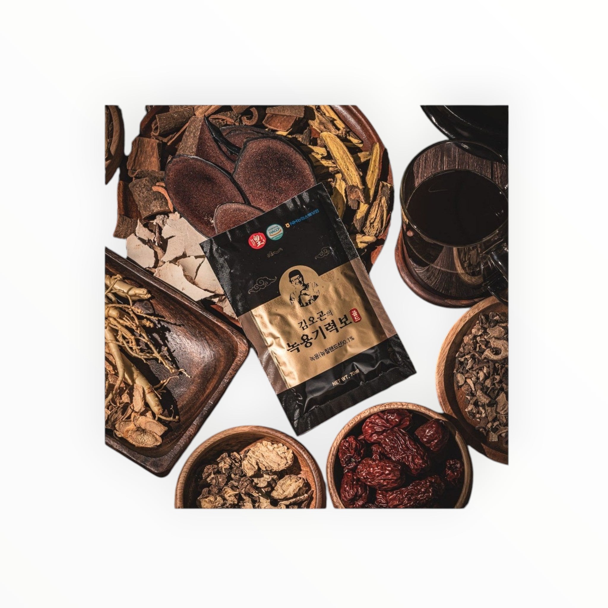 SOLENAH Korean Wellness Sipjeondaebo herbal liquid pouch with ginseng, astragalus, and jujubes.